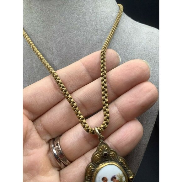 Antique Victorian Painted Porcelain Cameo Style Romantic Scene Necklace Brass - Picture 5 of 9